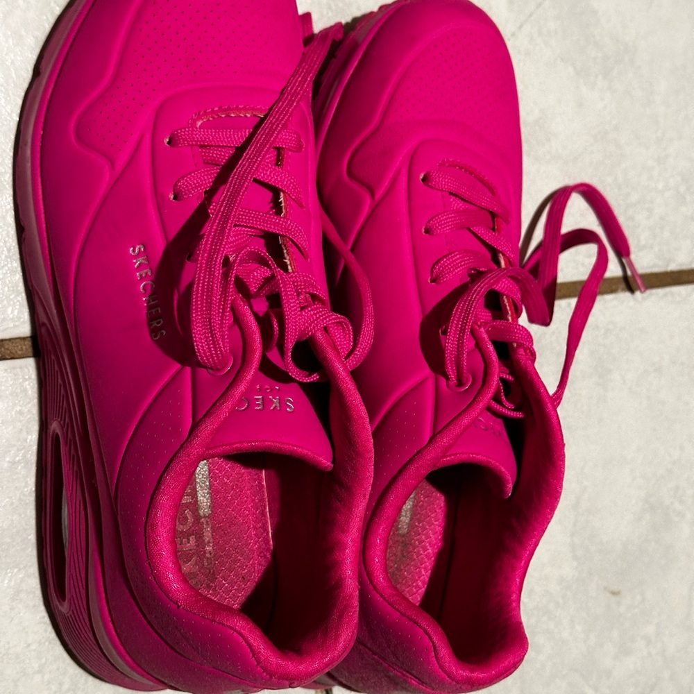 Skechers Women's Hot Pink Sneakers